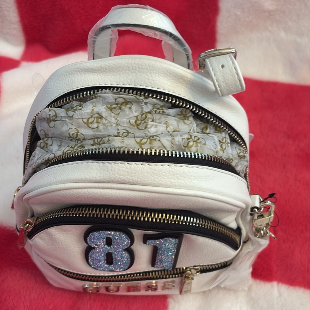 GUESS Mini Backpack NWT - Picture 10 of 13
